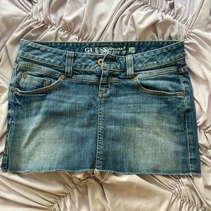 Guess low rise mini skirt